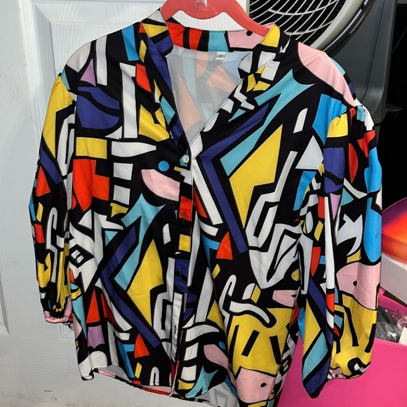 Never been worn. Colorful, abstract, 3/4 sleeve blouse. - Picture 1 of 3